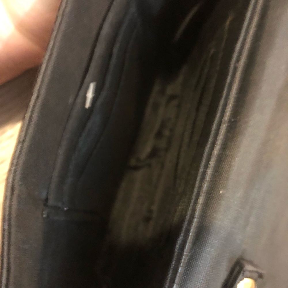 Guess-Leather Purse - Picture 4 of 7